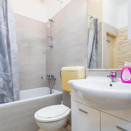Fuer 2 Personen Ca 30 Qm In Njivice, Kvarner Bucht Krk Apartman