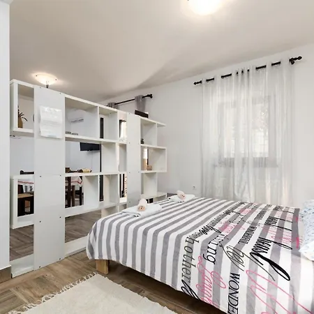 Fuer 2 Personen Ca 30 Qm In Njivice, Kvarner Bucht Krk *